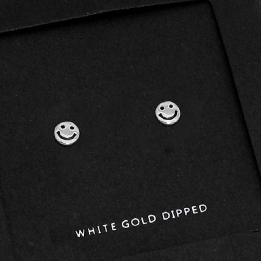 24 karats gold dipped smiley face earrings SOLD - Picture 1 of 1